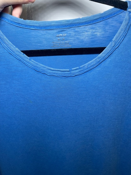 American Eagle Aerie Blue Distressed Oversized Boyfriend Tee Size Medium - Picture 10 of 12